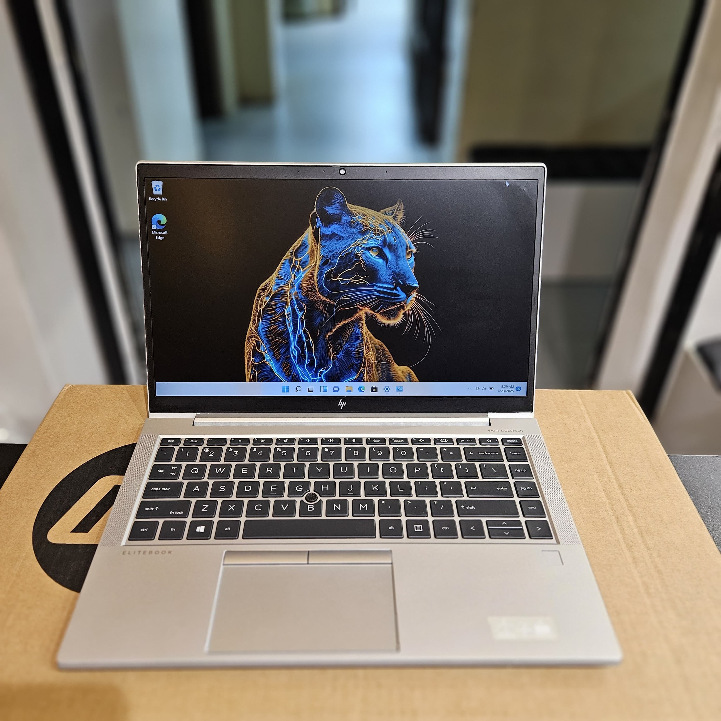 Hp Elitebook book 845G7