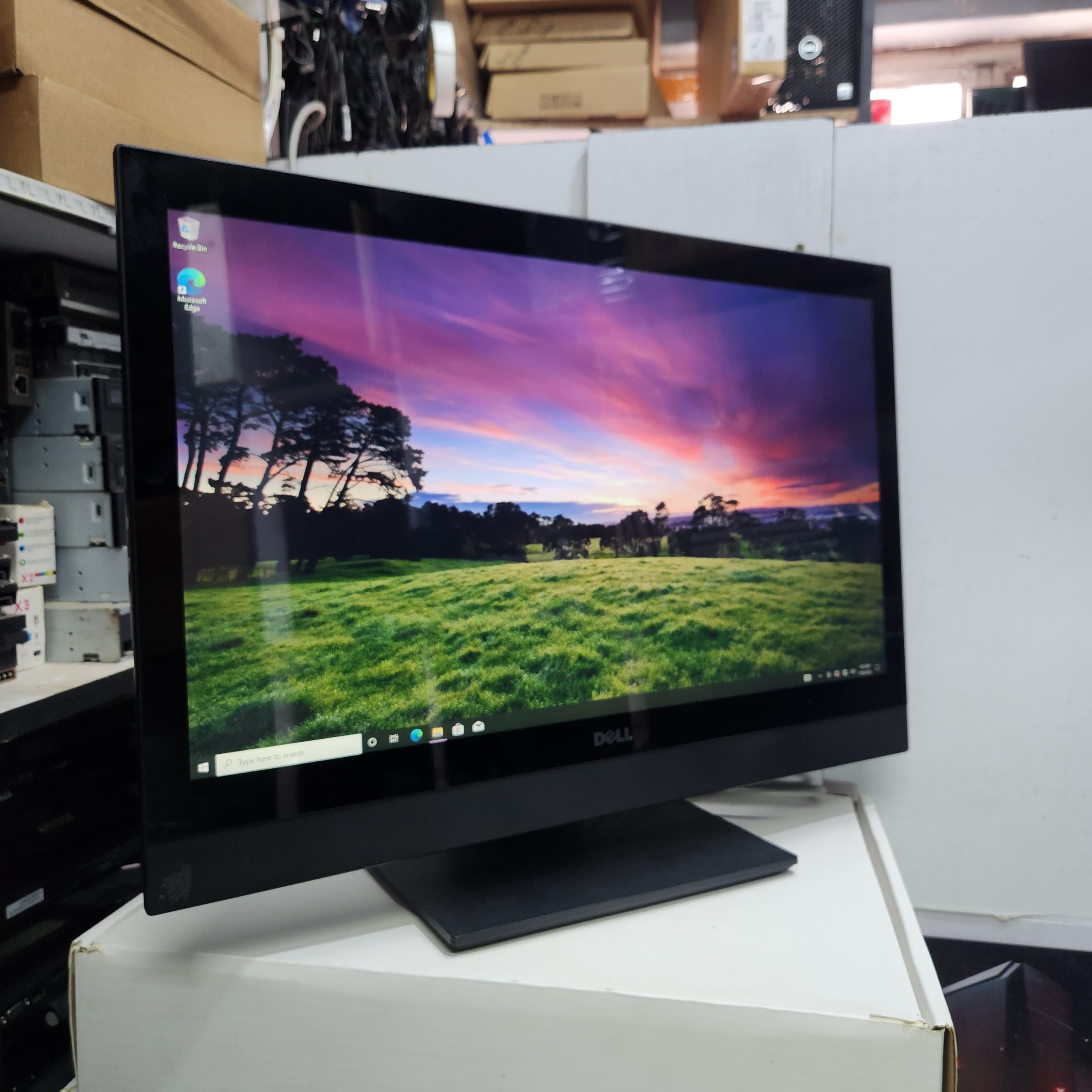 DELL optiplex 7440 All In One  product image 2